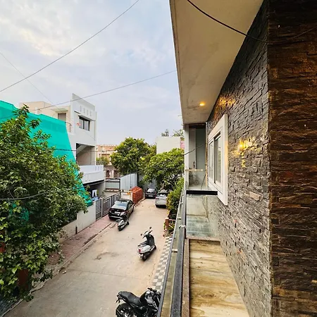 Home Escape 3Bhk Luxury Duplex, Vijay Nagar Indore Exterior photo
