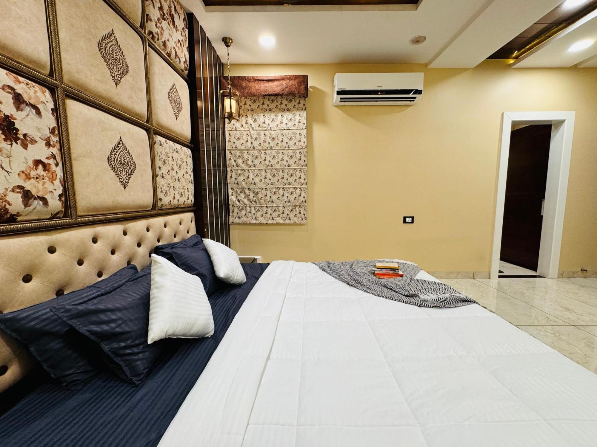Escape 3bhk Luxury Duplex, Vijay Nagar * Indore