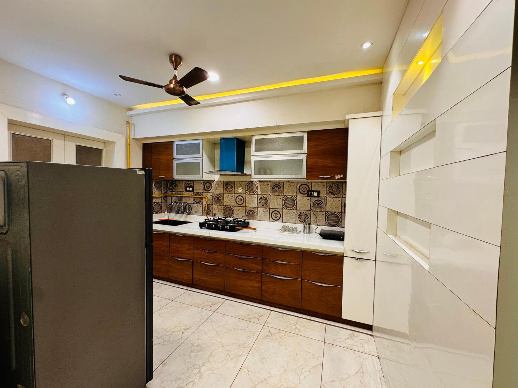 Escape 3bhk Luxury Duplex, Vijay Nagar