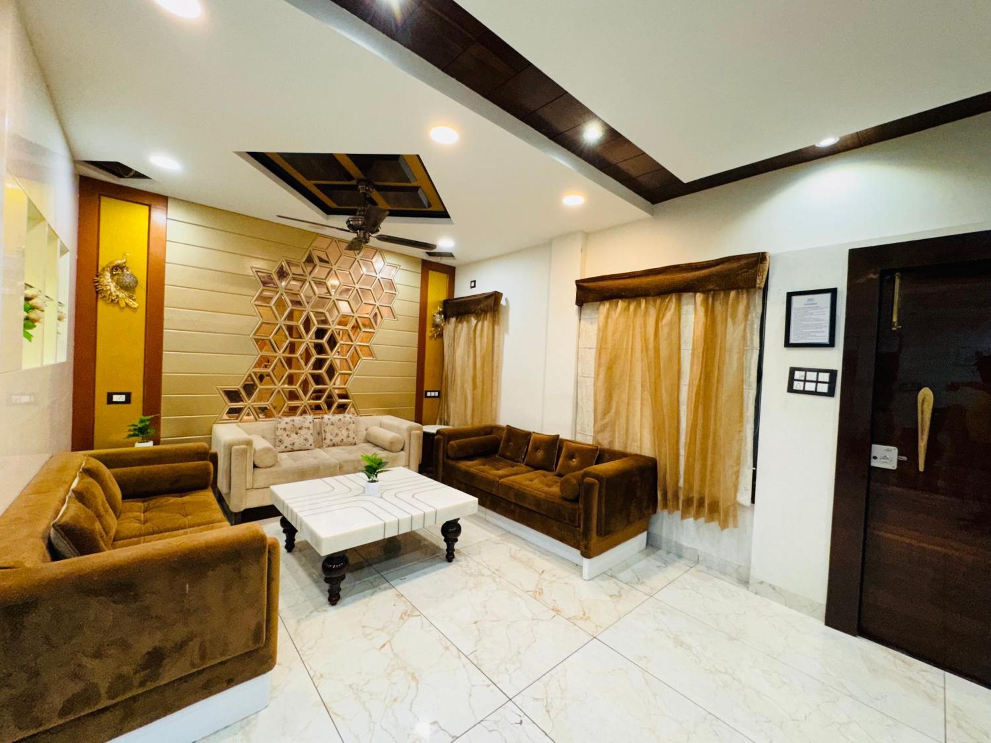 Escape 3bhk Luxury Duplex, Vijay Nagar * Indore