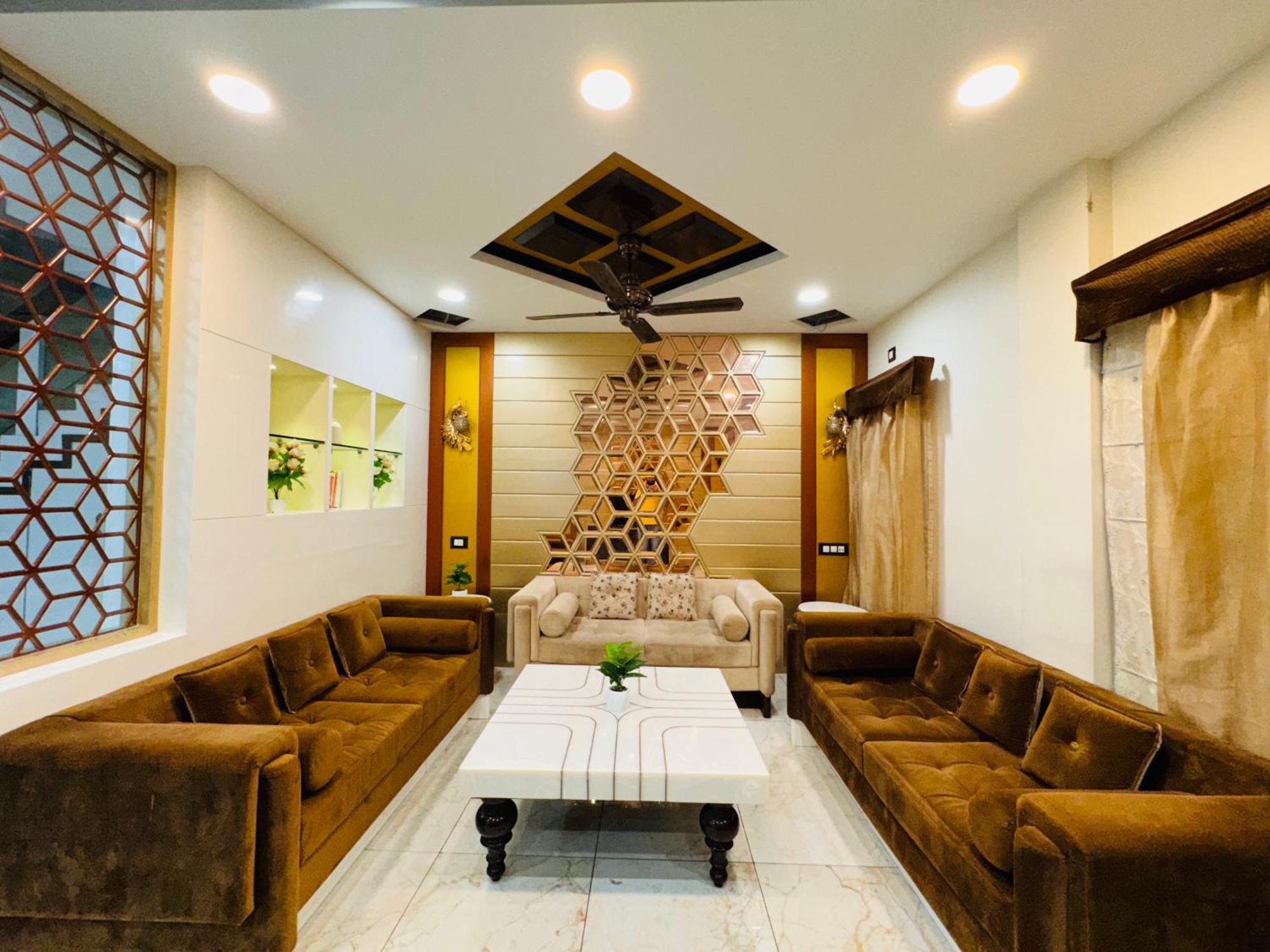 Escape 3bhk Luxury Duplex, Vijay Nagar Holiday home *